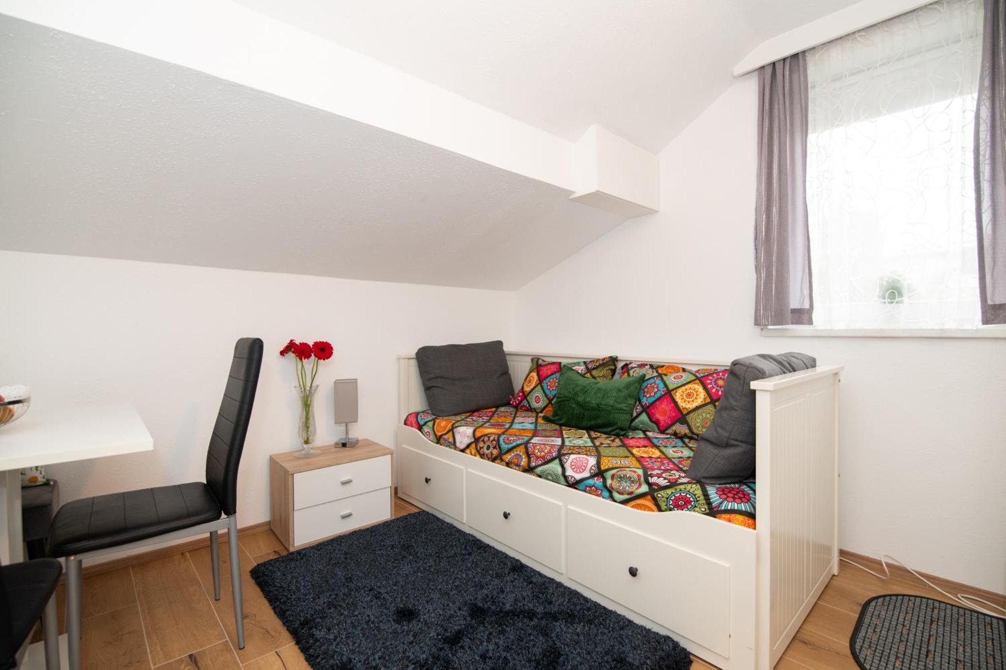 Ferienwohnung Waldblick, Faaker See Oberaichwald  Ngoại thất bức ảnh