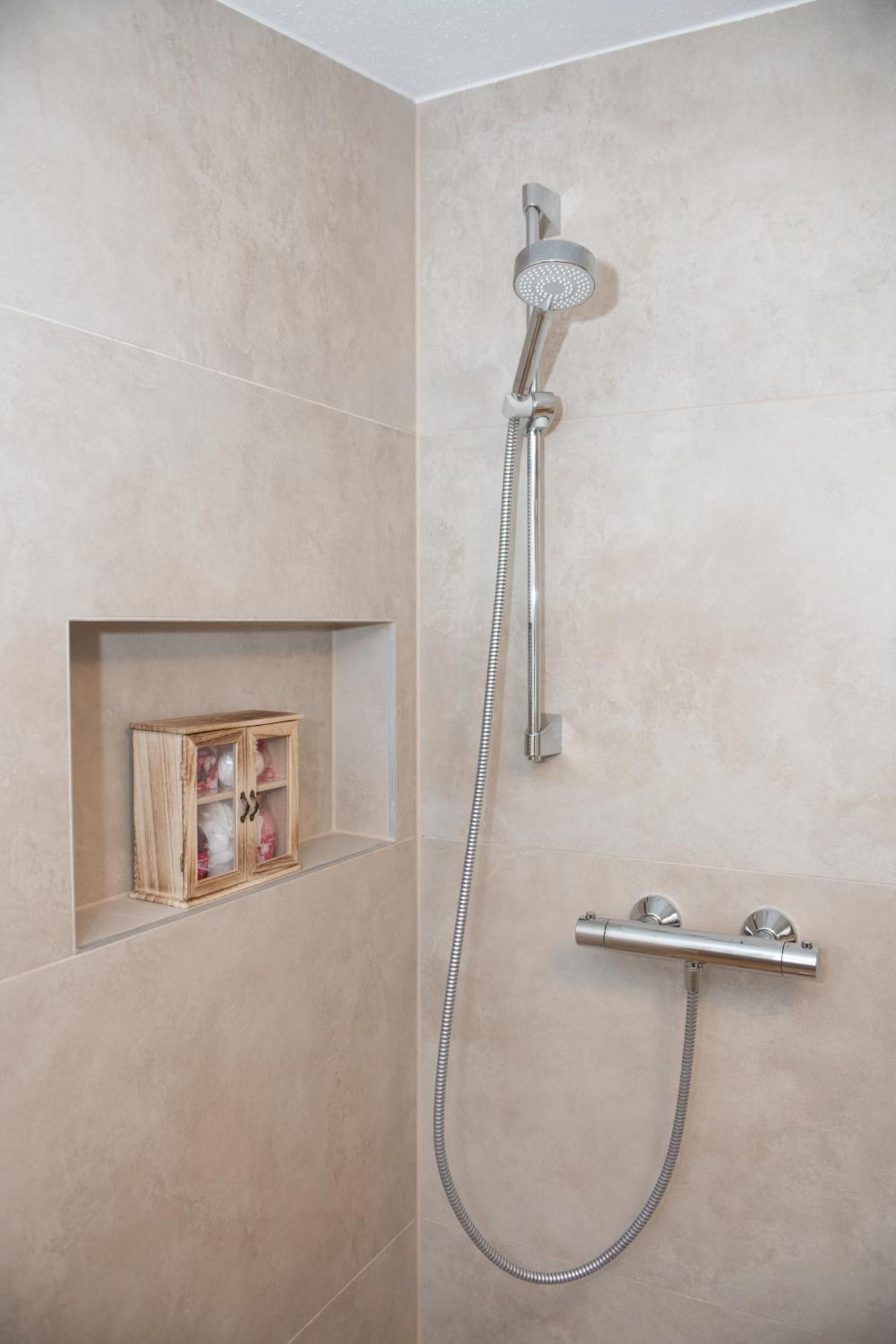 Ferienwohnung Waldblick, Faaker See Oberaichwald  Ngoại thất bức ảnh